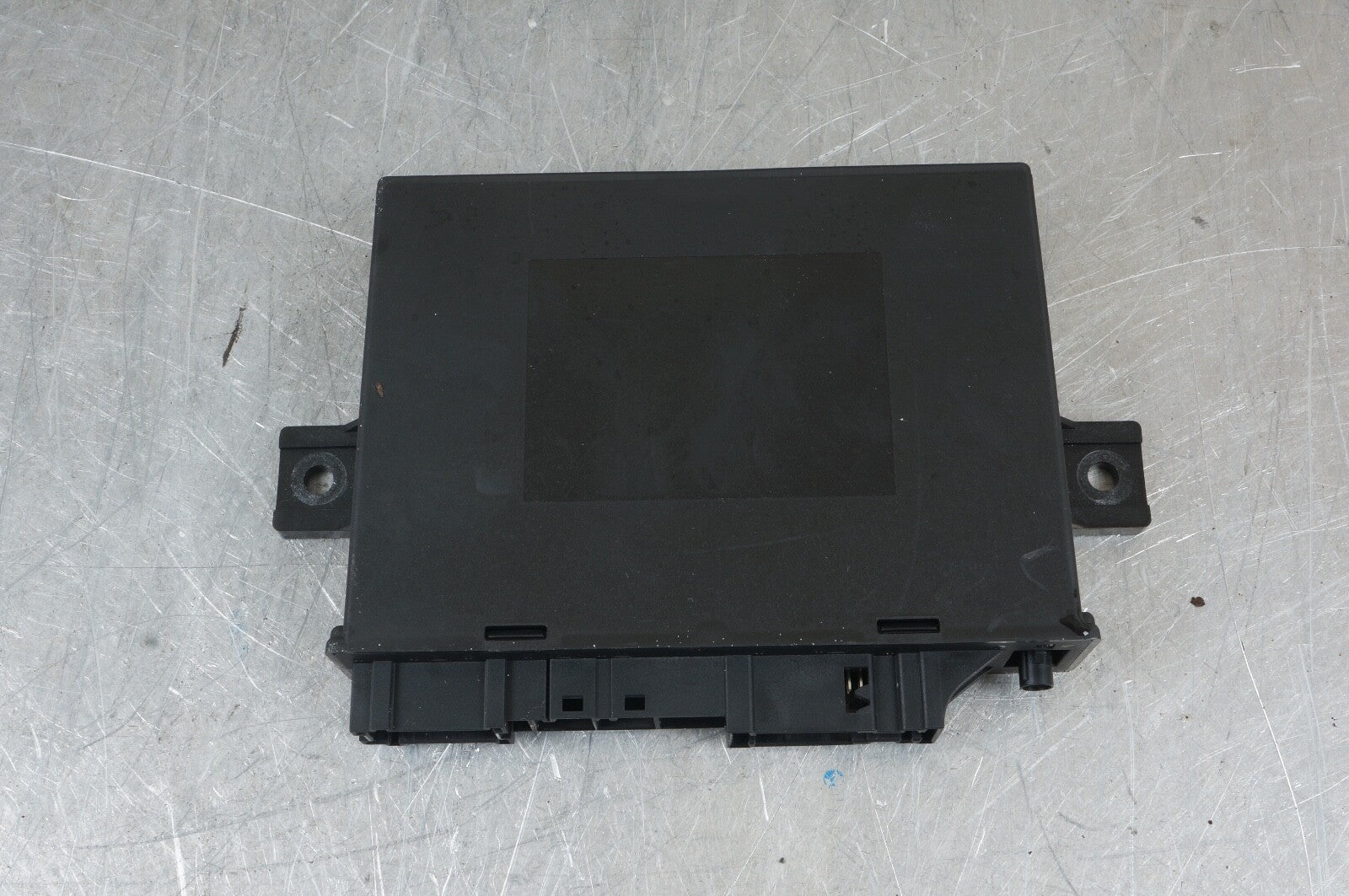 07-10 Mercedes W221 S600 S550 CL550 Keyless Go Control Module 2218707392 OEM