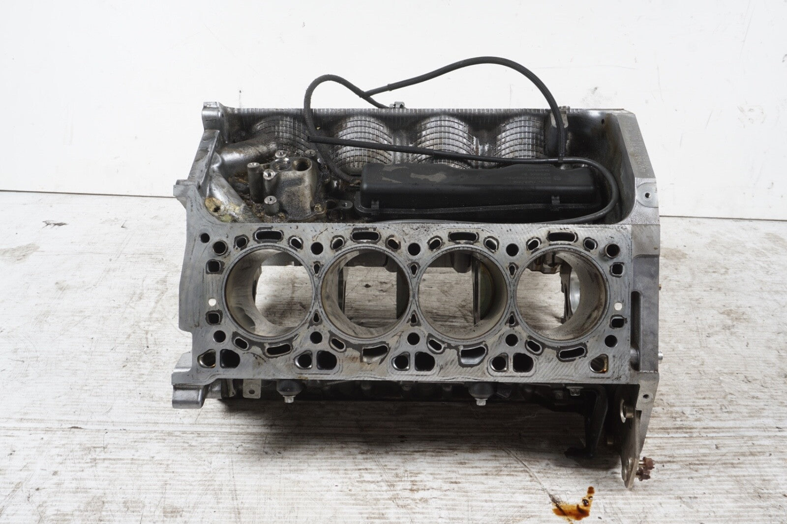 2011-2016 BMW 550I 650 750 ENGINE CYLINDER BLOCK HOUSING OEM