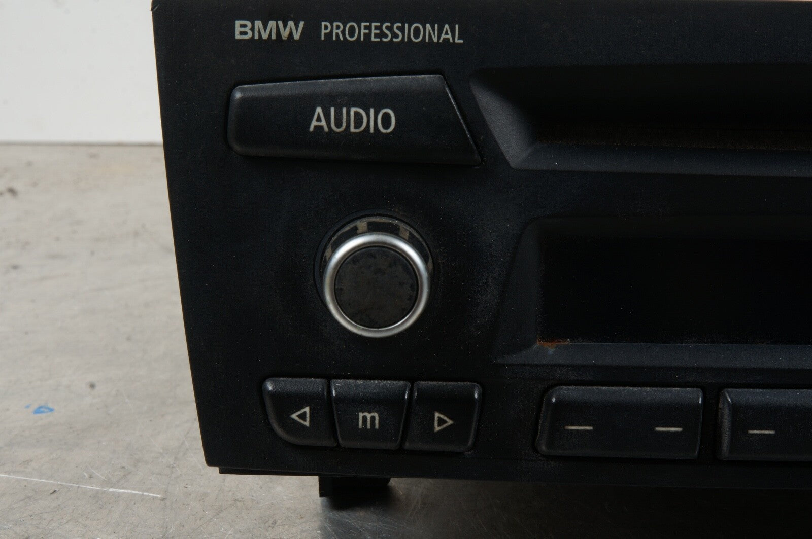 2008 - 2011 BMW 128i 135i 323i 328i 335i AM FM RADIO CD PLAYER 9263480 OEM 08-11