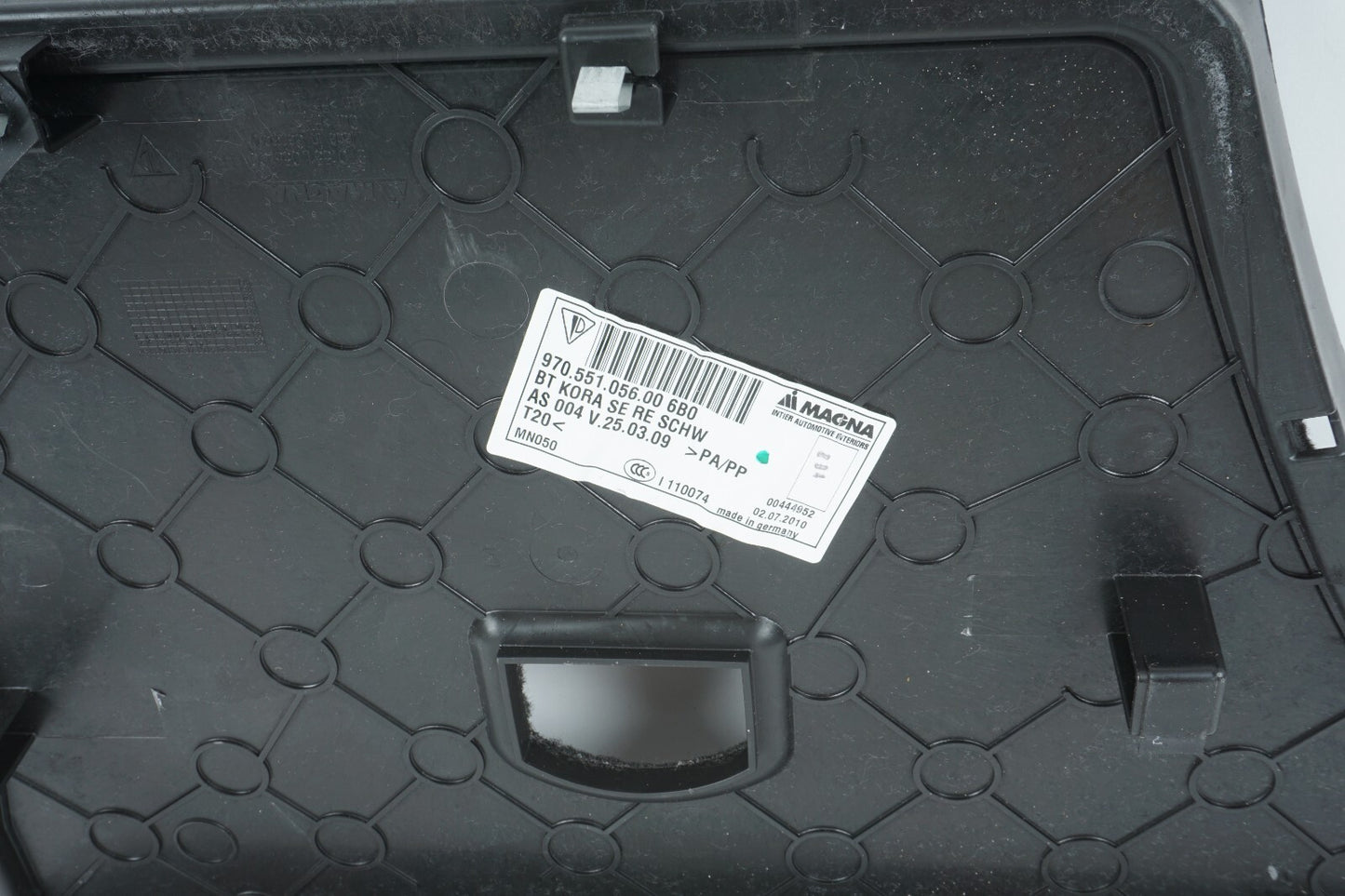 10 - 16 PORSCHE PANAMERA REAR RIGHT PASSENGER SIDE TRUNK FLOOR COVER TRIM OEM