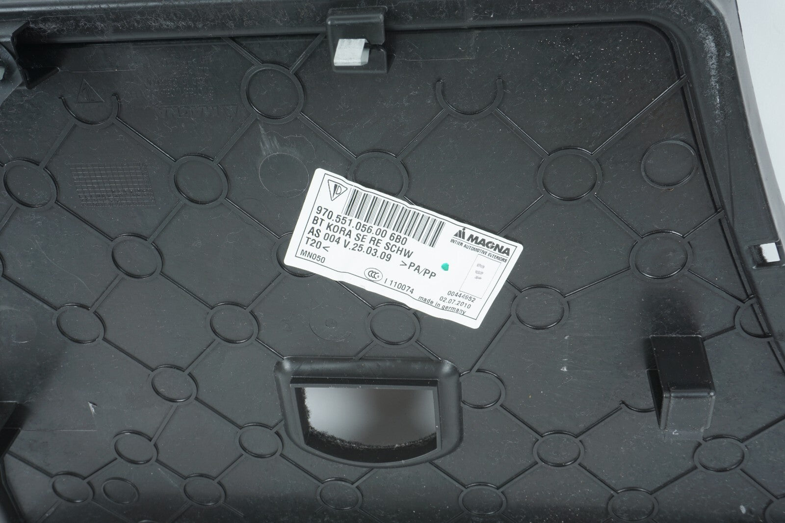 10 - 16 PORSCHE PANAMERA REAR RIGHT PASSENGER SIDE TRUNK FLOOR COVER TRIM OEM