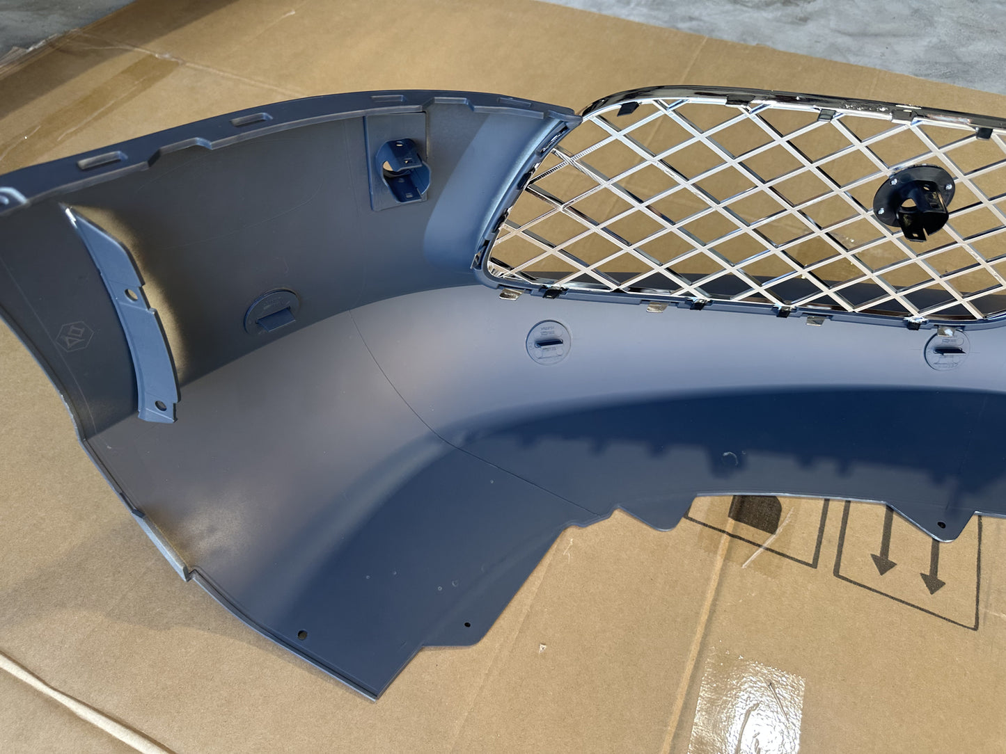 FRONT BUMPER for BENTLEY CONTINENTAL GT GTC 2011 - 2015