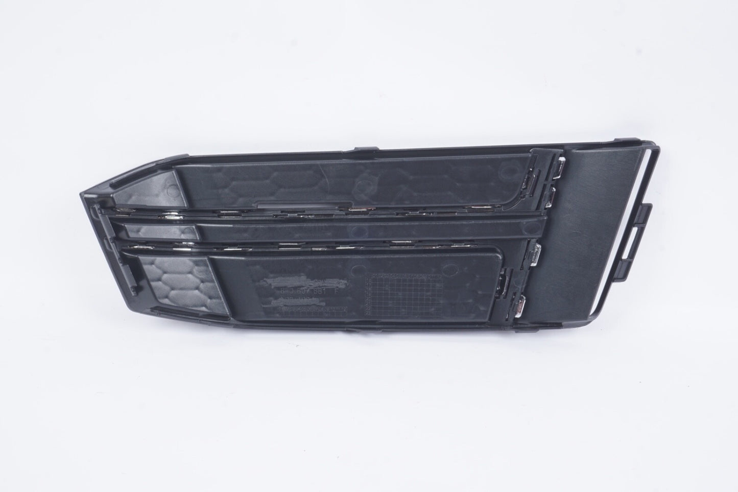 2019 Audi A4 B9 S Line Front Left Driver Side Lower Grille OEM 8W0807681F