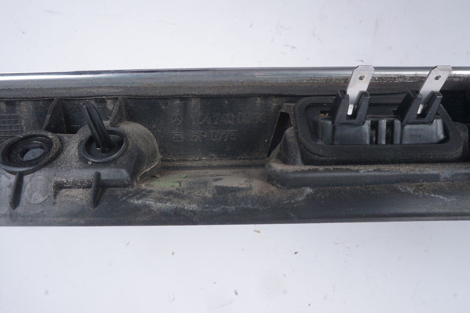 2006-2011 Mercedes ML350 ML500 Rear Trunk Release Handle 1647400893  OEM