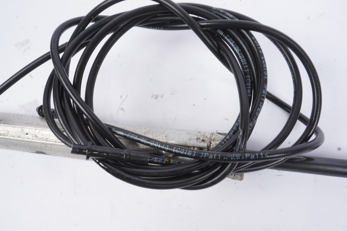 2006 - 2013 VOLVO C70 CONVERTIBLE ROOF TOP HYDRAULIC  SHOCK LINE 11, 12 OEM