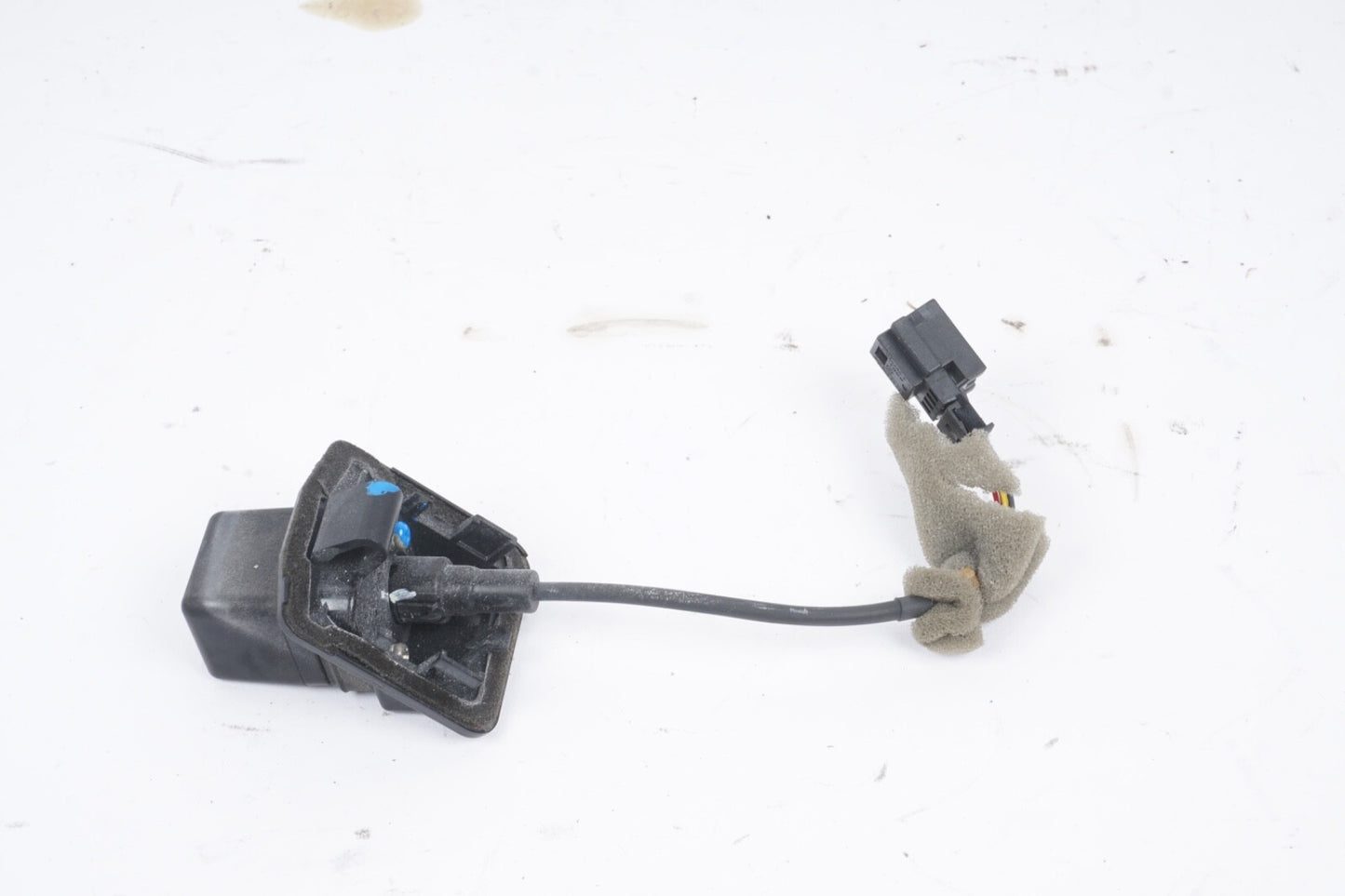 10-13 Mercedes W207 E550 E400 Trunk 3rd Third Brake Stop Light Lamp OEM