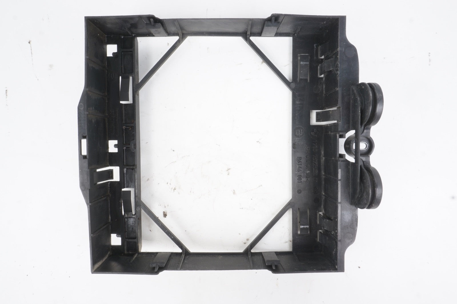 2011 - 2016 BMW 5 6 7 Series Left Auxiliary Radiator Bracket OEM