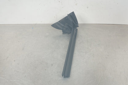 MERCEDES R231 SL-CLASS PASSENGER/RIGHT QUARTER VENT GLASS WINDOW WEATHER SEAL
