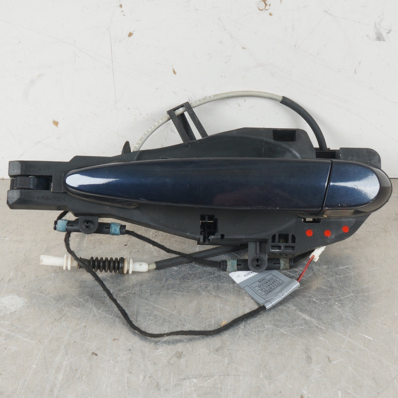 07-13 BMW E70 X5 REAR LEFT DRIVER SIDE EXTERIOR DOOR HANDLE OEM 7184661