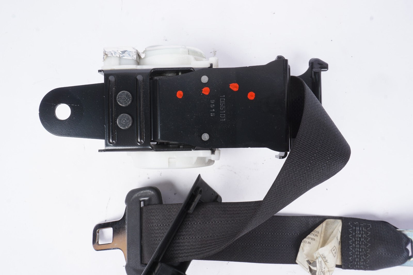 2010 - 2015 Lexus Is250c Is350c Convertible Rear Right Driver Side Seat Belt OEM