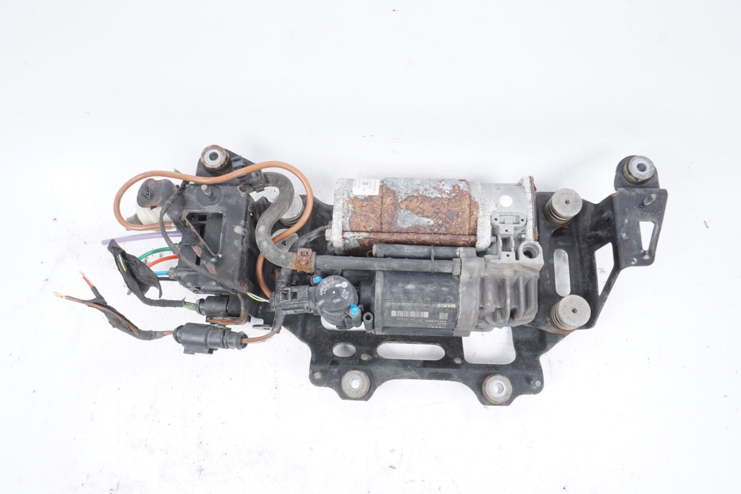 2011-2018 Audi A8 Air Ride Suspension Air Compressor | OEM 4H0616005