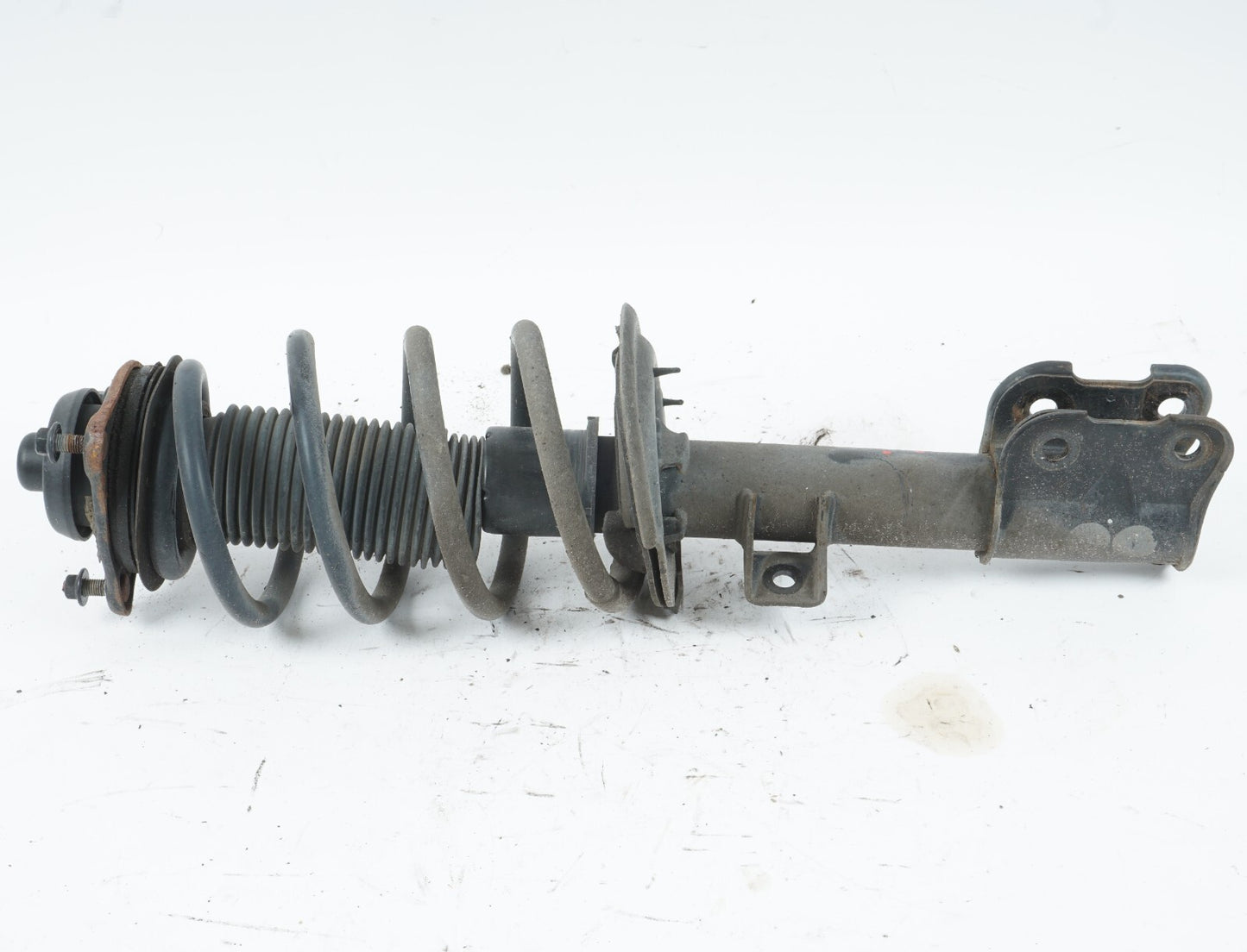 2013-2018 HYUNDAI SANTA FE  FRONT SHOCK ABSORBER & COIL SPRING RIGHT PASS OEM