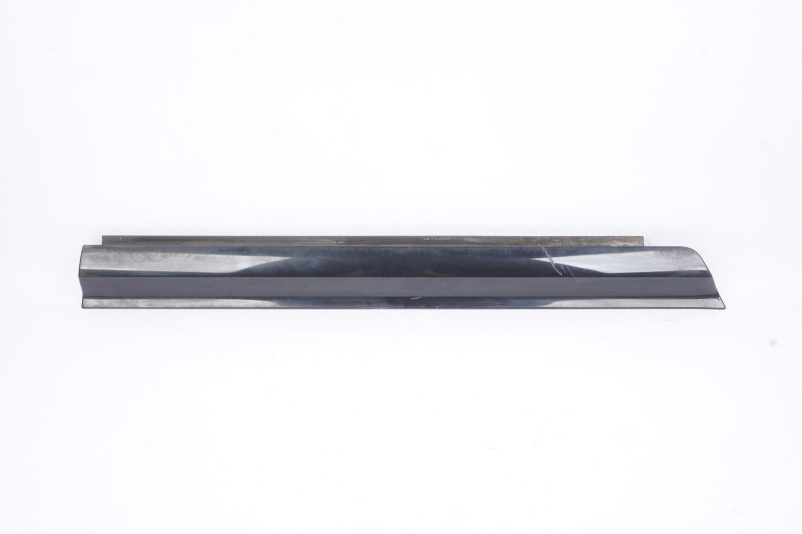 2004-2010 AUDI D3 A8 LONG REAR RIGHT PASSENGER LOWER DOOR MOLDING OEM