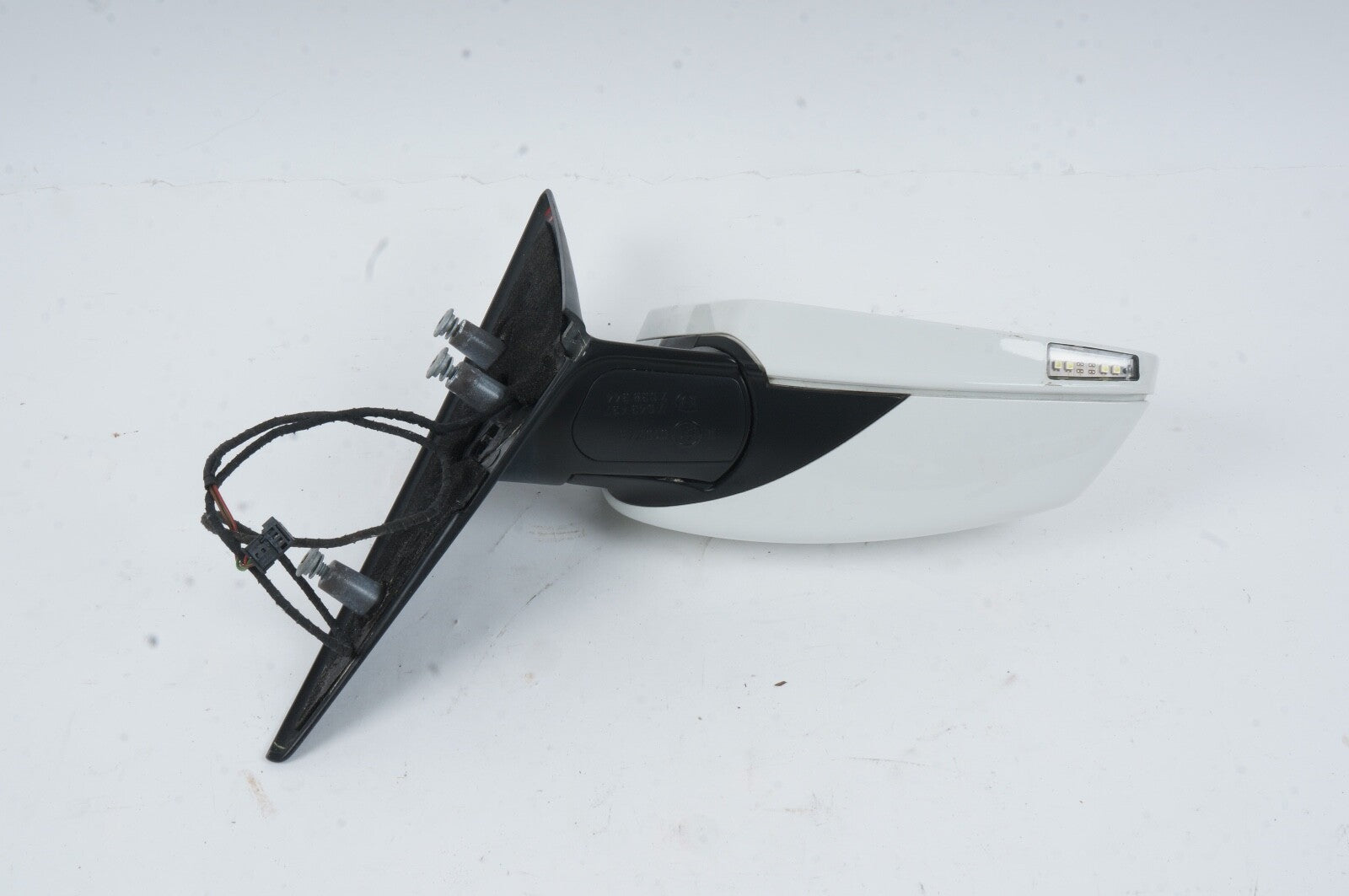 2006 - 2010 BMW 650i E63 E64 Front Right Side Rear View Mirror