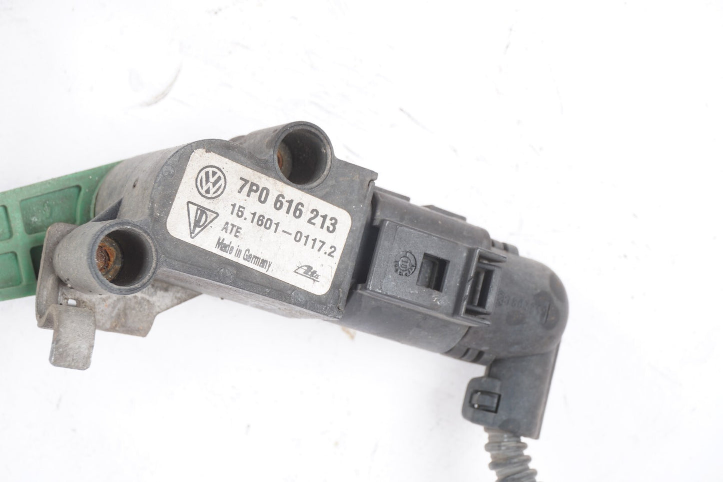 11-18 Porsche Cayenne 958 Front Left Headlight Suspension Level Sensor OEM