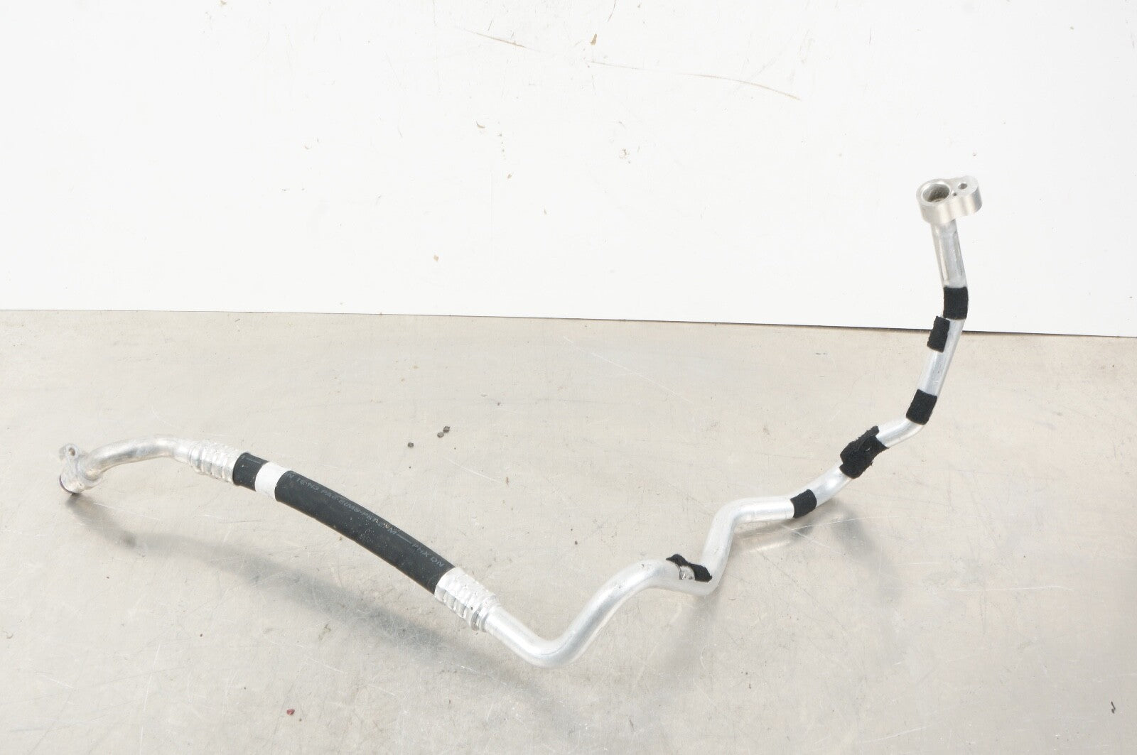2008 - 2014 MERCEDES S CL CLASS - A/C CONDENSER HOSE LINE PIPE OEM A2218301717