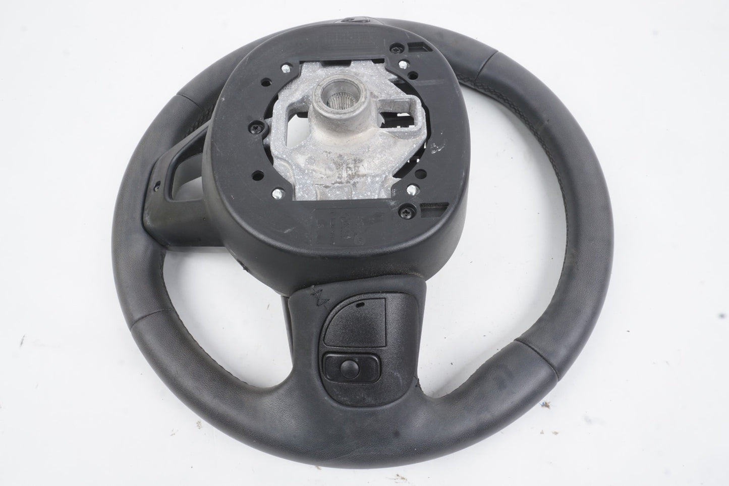2018-2023 Jeep Renegade Steering Wheel OEM