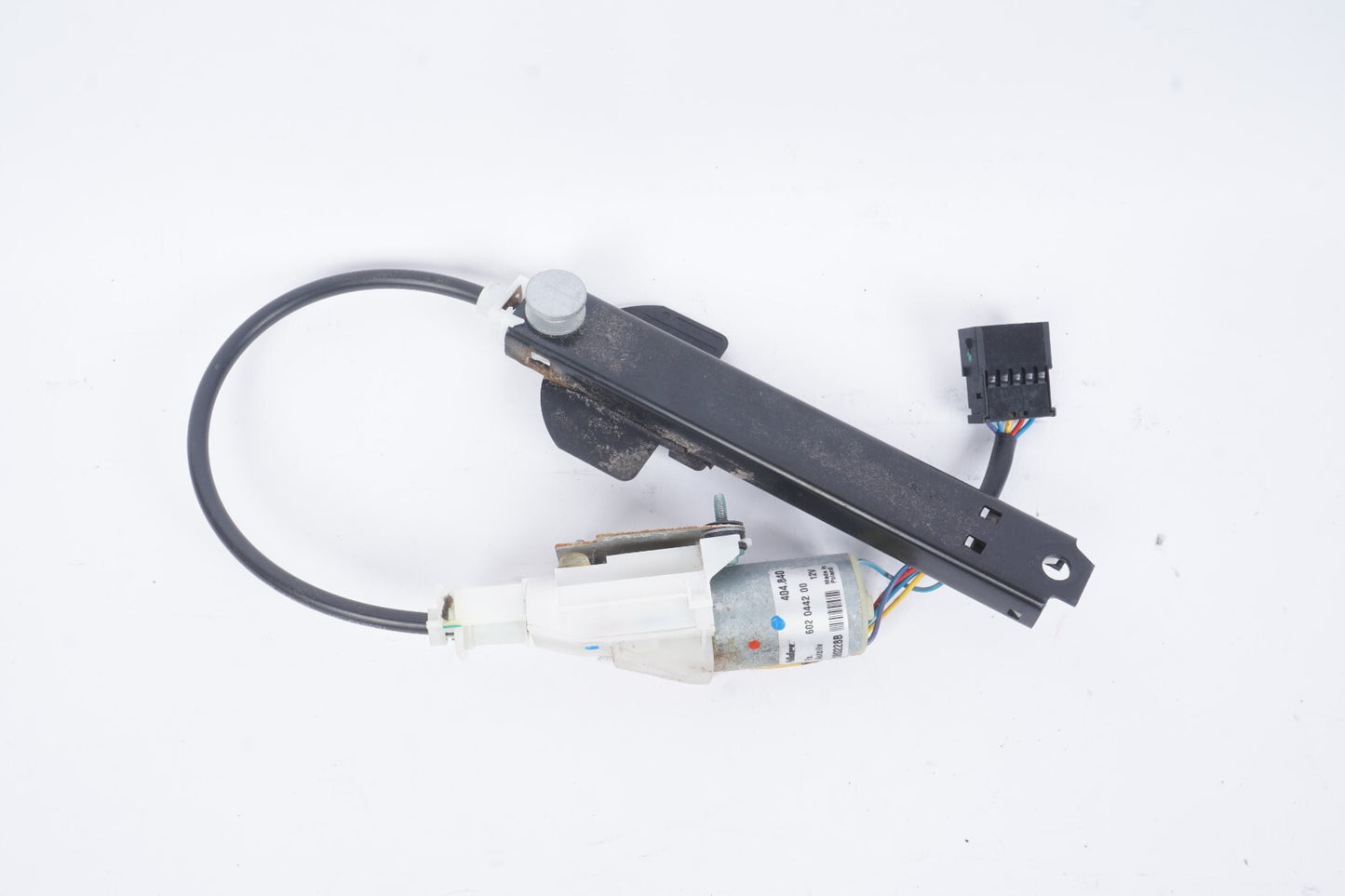 2004 - 2010 Audi A8 A8L Front Left Driver Seat Belt Adjustment Actuator OEM