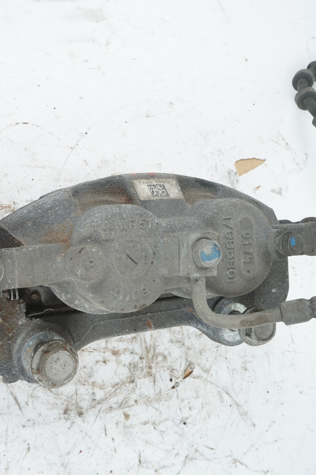 17 - 22 CHRYSLER PACIFICA FRONT RIGHT PASSENGER SIDE BRAKE CALIPER OEM