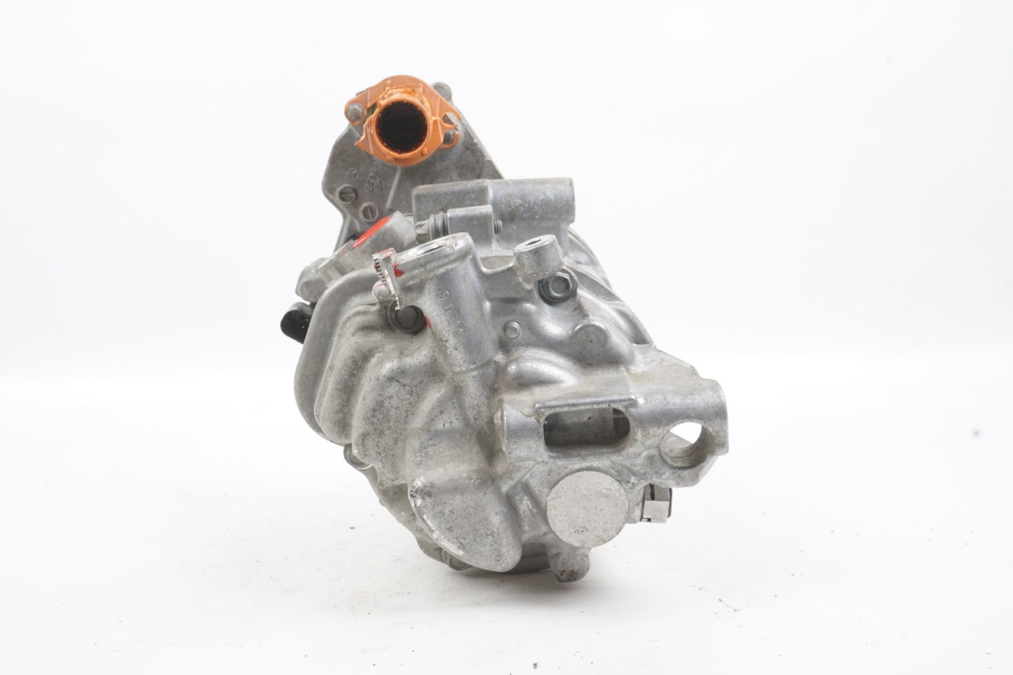 2022 - 2025 Mercedes EQB X243 350 4Matic A/C COMPRESSOR - HAS DAMAGE - FOR PARTS