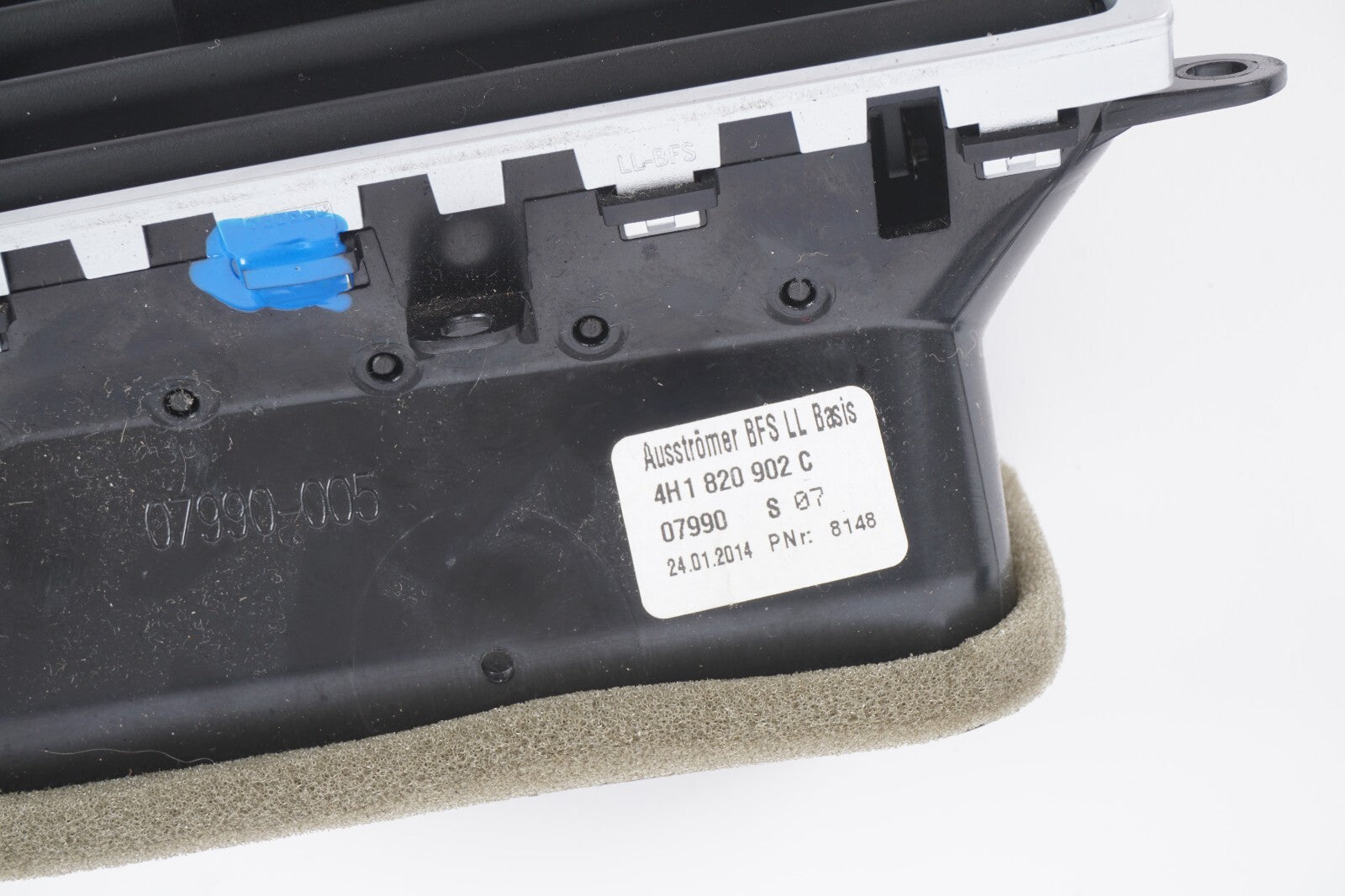 2012-2017 AUDI A8L A8 DASH AC HEATER AIR VENT SET OF 3 OEM