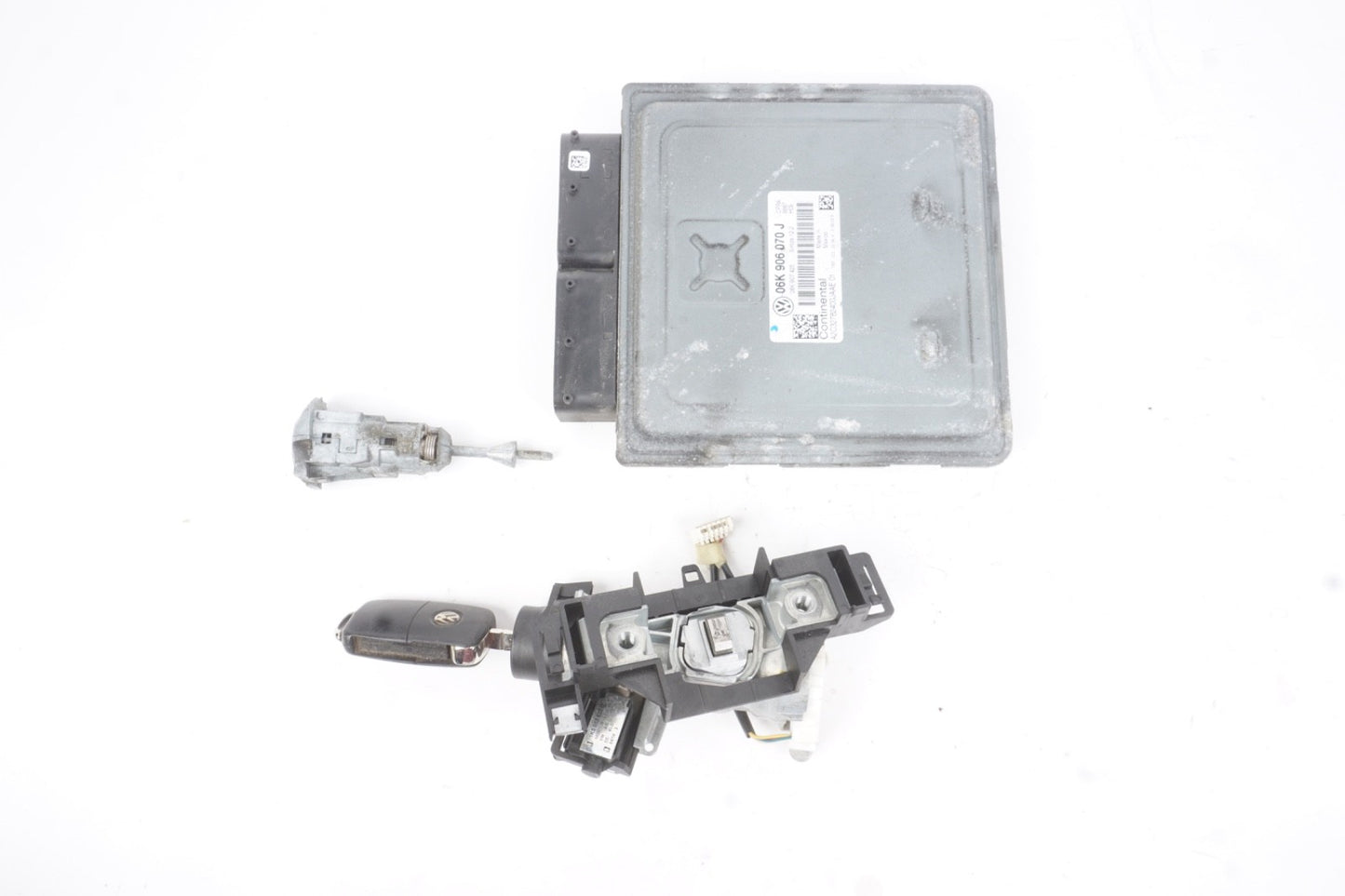 2014 Volkswagen Passat 1.8L Engine Control Module Unit ECM OEM