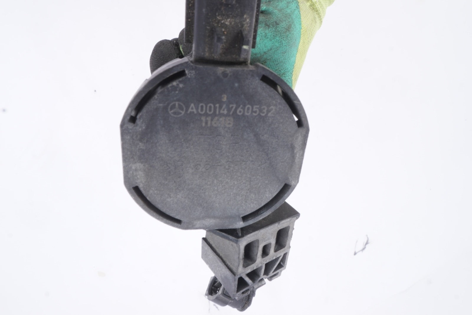 2012-2017 MERCEDES W222 S550 FUEL VAPOR CANISTER PURGE VALVE SOLENOID OEM