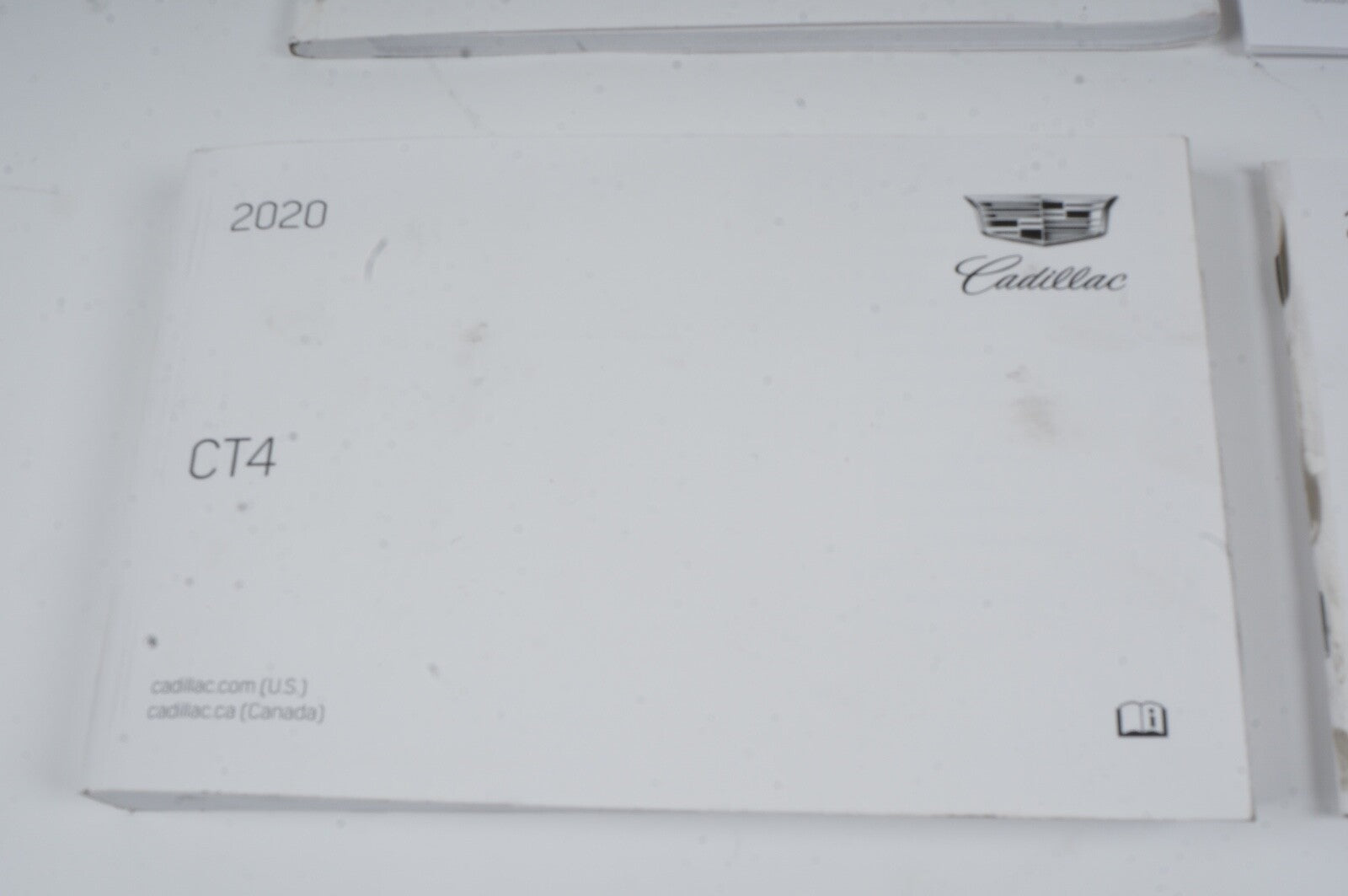 2020 Cadillac CT4 Owners Manual - Luxury Premium