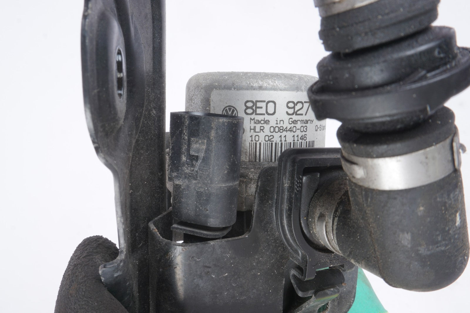 2011 - 2018 Audi A8 Brake Booster Vacuum Pump OEM
