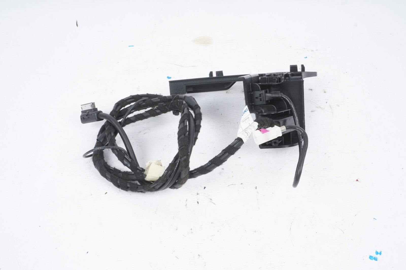 Mercedes-Benz C W204 W207 2011 USB-Anschluss A2048200015