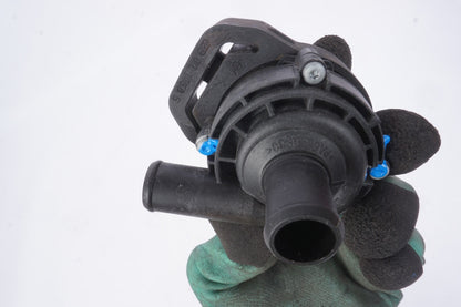 2010-2016 MERCEDES E350 W212 AUXILIARY COOLANT WATER PUMP OEM