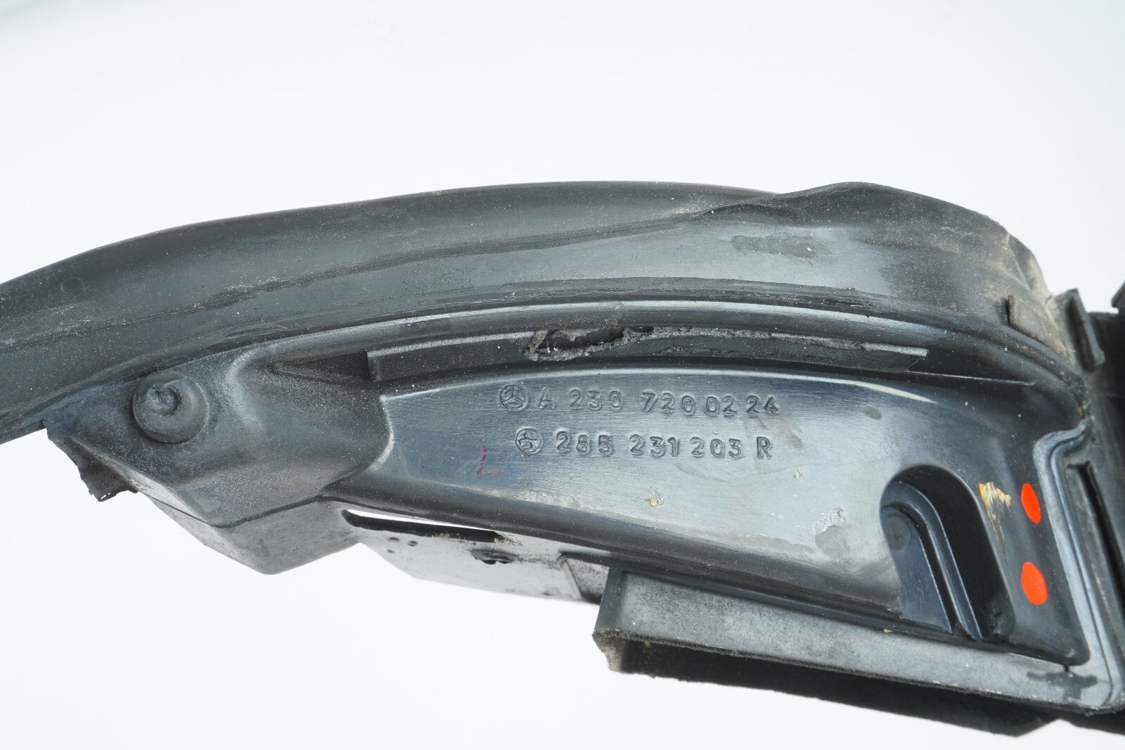 03 - 08 Mercedes R230 SL500 Front Right Passenger Door Window Belt Trim OEM