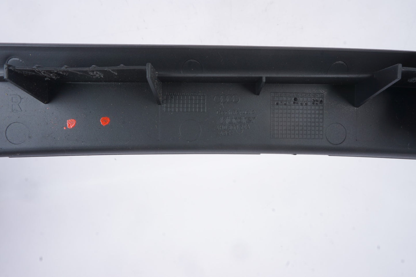 2011 - 2018 AUDI A8 QUATTRO FRONT LEFT AND RIGHT SIDE PILLAR MIDDLE TRIM COVER