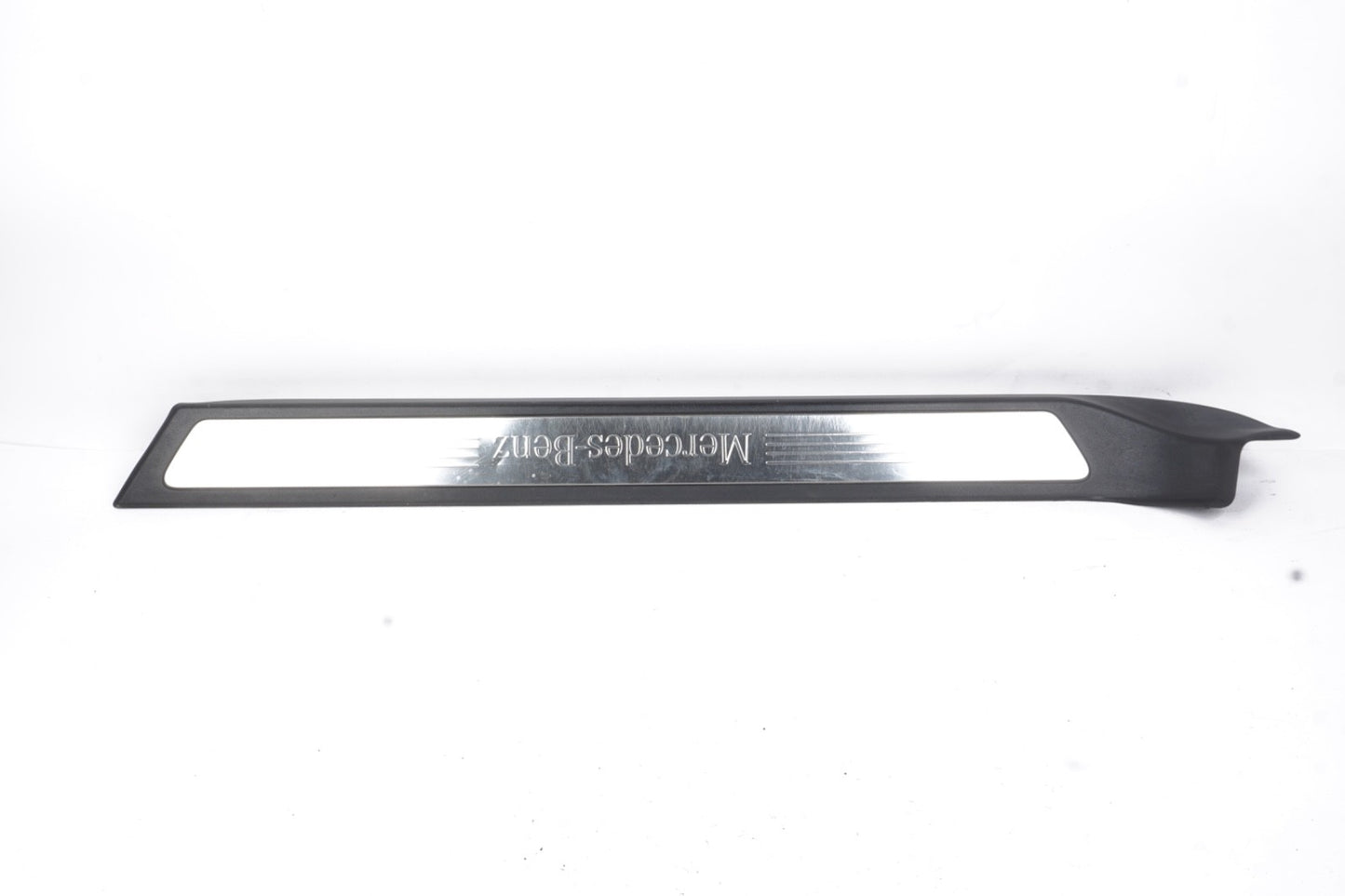 2010 - 2017 Mercedes E350 E550 Convertible Left Door Sill Scuff Plate Trim OEM