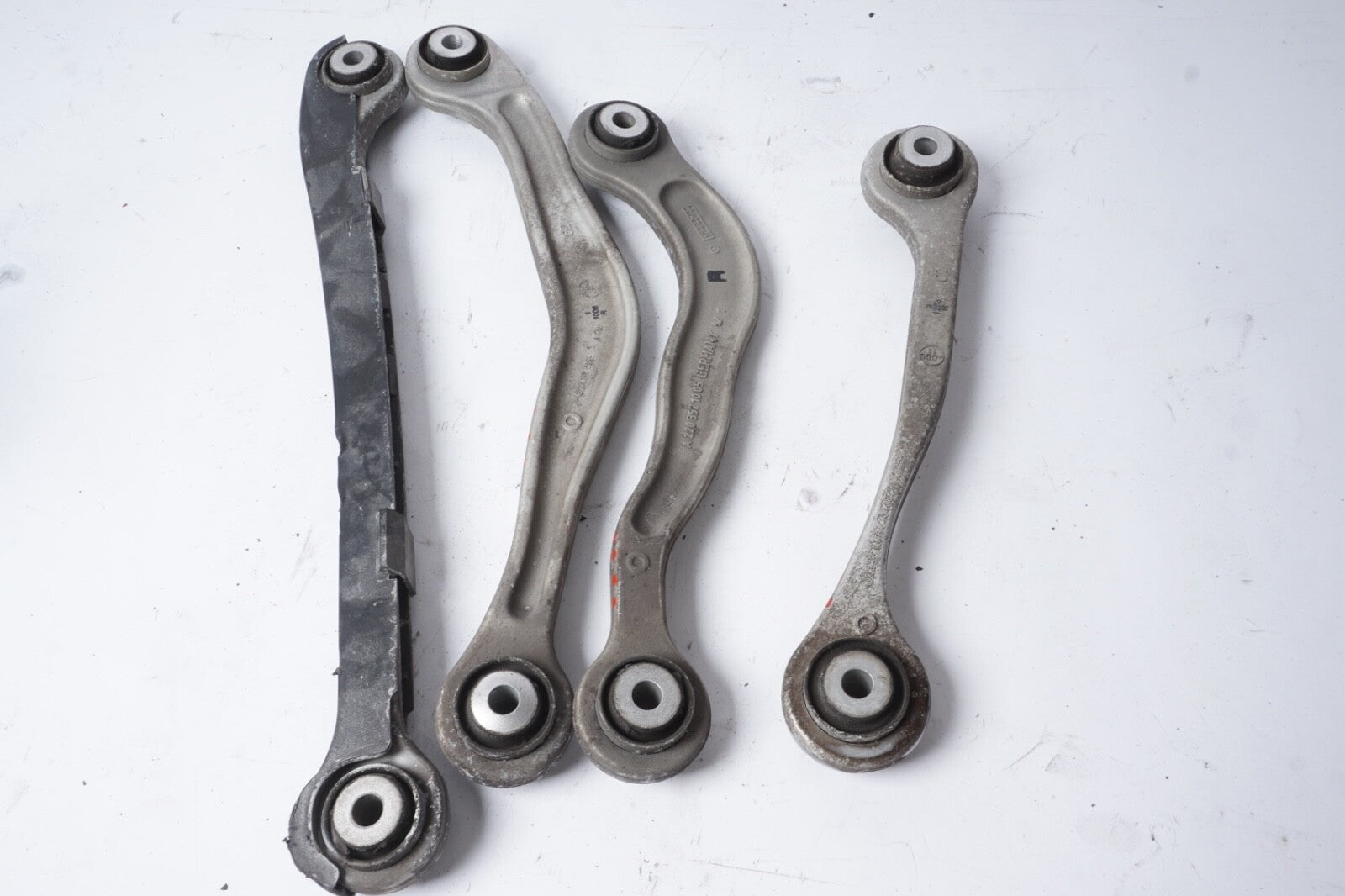 07-14 Mercedes W221 S550 CL600 S63 AMG Rear Right Side Control Arm Set of 4 OEM