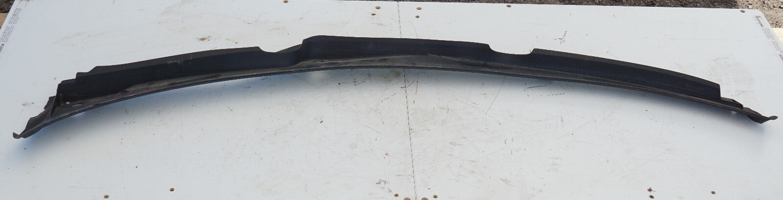 2012 - 2014 AUDI A7 FRONT WINDSHIELD COWL COVER TRIM 4G8819403 OEM