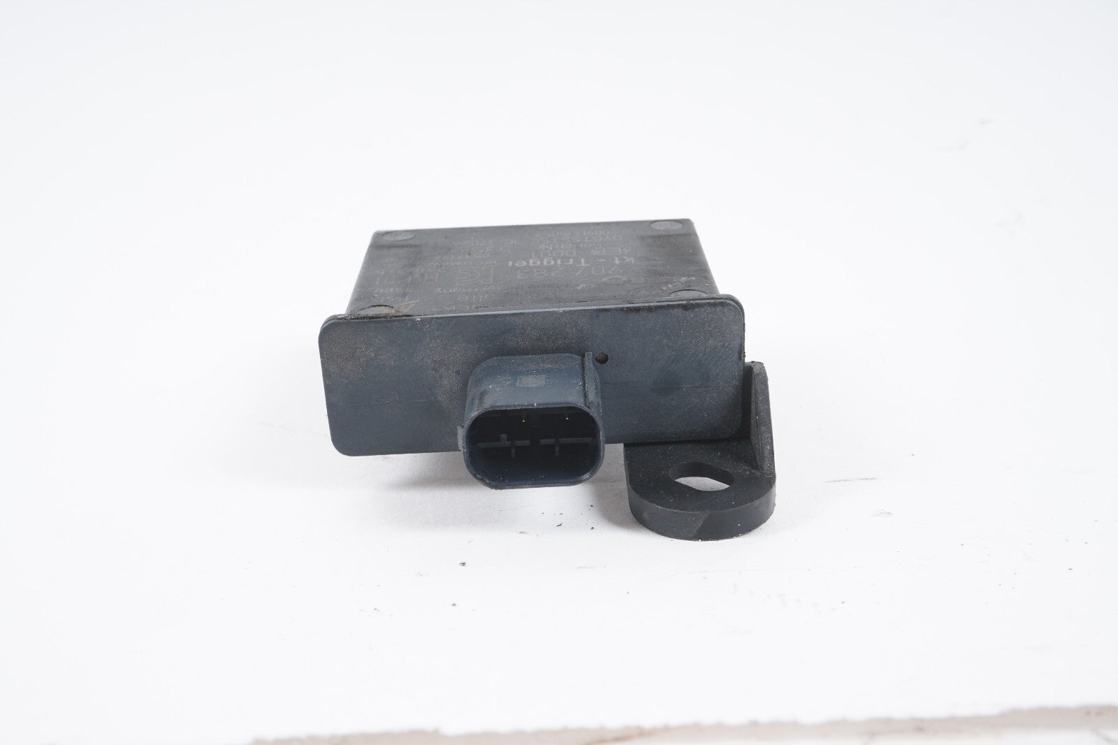 2011-2018 PORSCHE CAYENNE Tire Pressure Monitoring System Control Module OEM