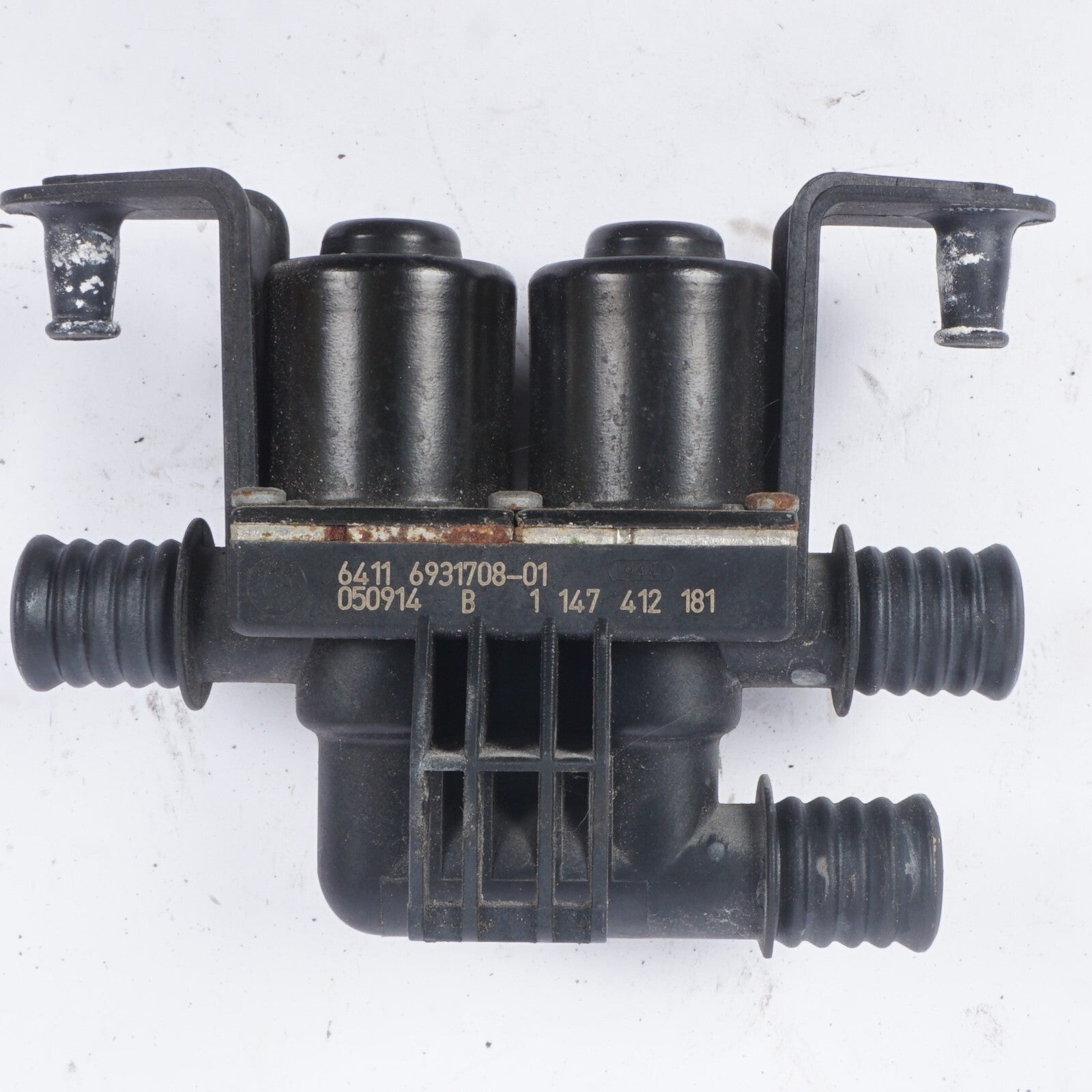04-10 BMW E64 650i 645Ci Heater Control Valve 64116931708 OEM