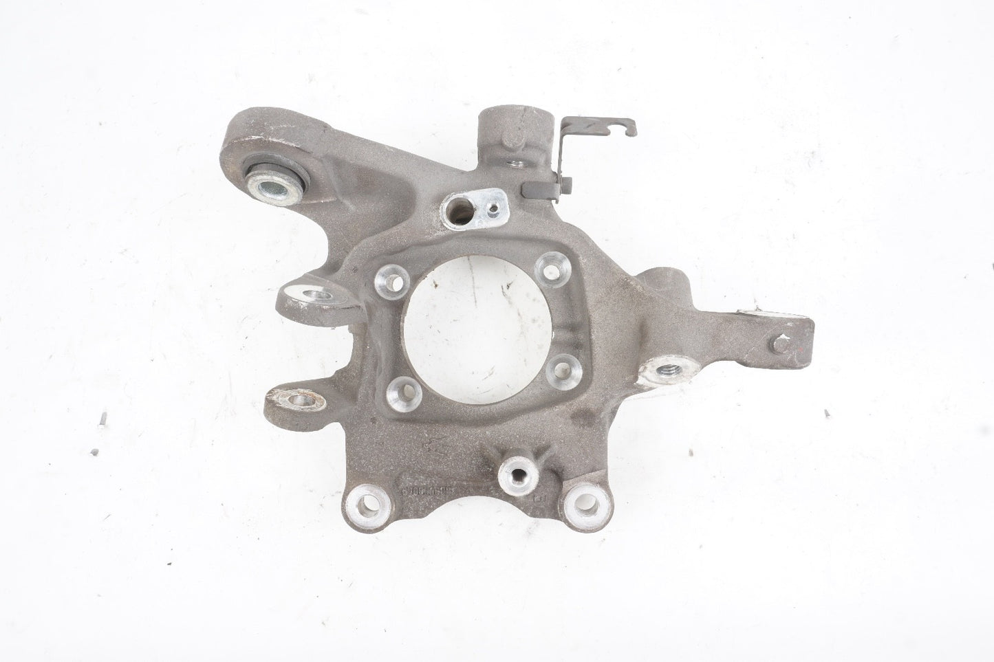 2014 - 2020 MASERATI QUATTROPORTE GHIBLI AWD REAR RIGHT SPINDLE KNUCKLE HUB OEM