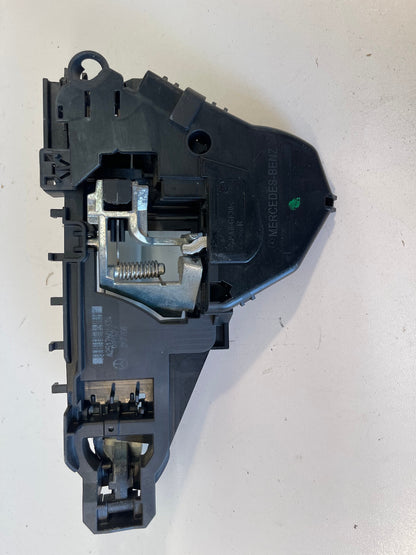 06-10 MERCEDES R350 R500 W251 FRONT RIGHT PASS SIDE EXTERIOR DOOR HANDLE OEM
