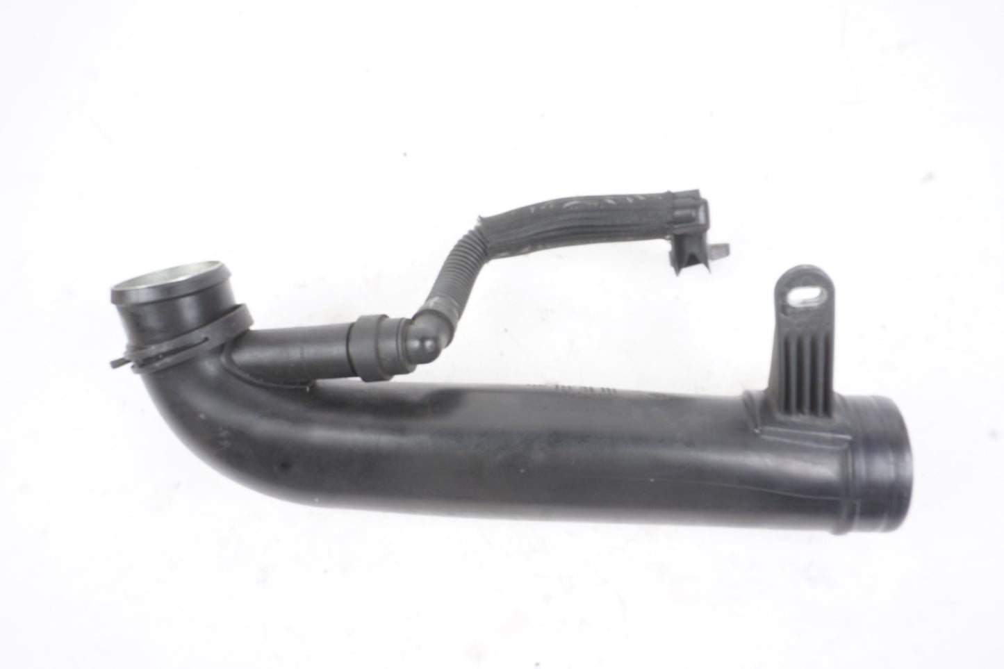 2014-2017 Volkswagen Passat 1.8L Engine Turbo Air Inlet Duct Hose 5C0129654 OEM