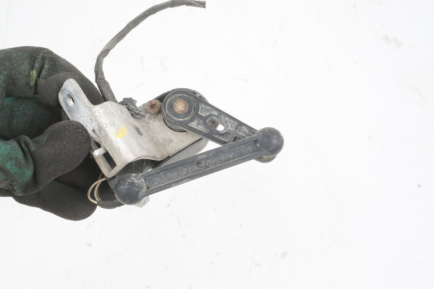 2012 - 2018 BMW 640i 650i F12 REAR LEFT HEADLIGHT HEIGHT LEVEL SENSOR OEM