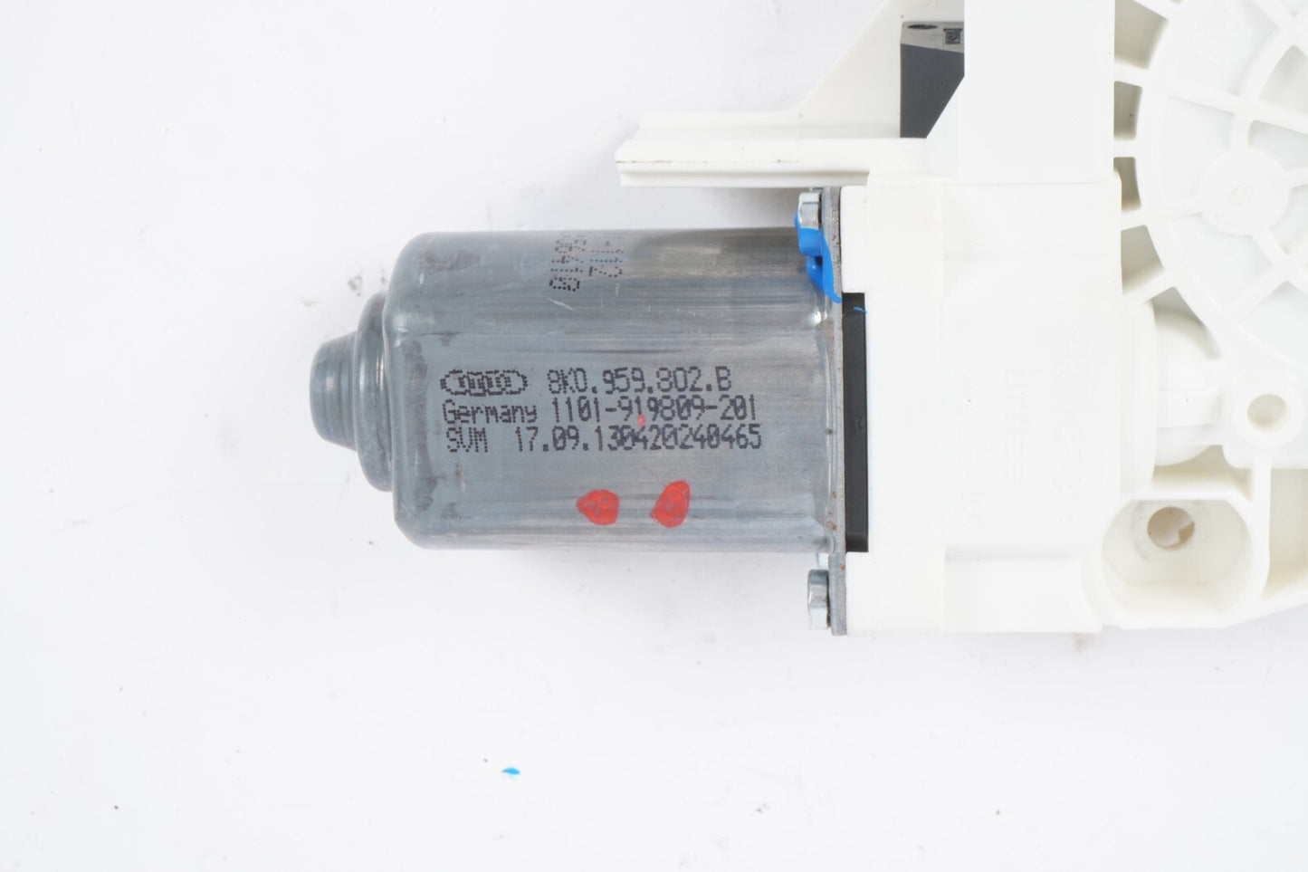 12-17 AUDI A8L A8 Front Right Passenger Side Window Motor OEM