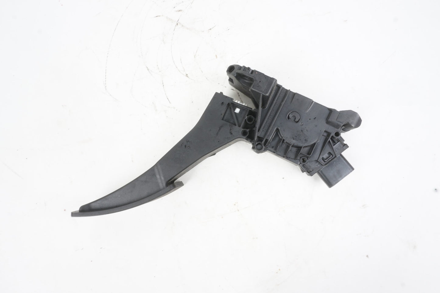 2020 - 2025 Mercedes GLB250 GLB200 GLB220 X247 Accleratot Gas Pedal Module OEM
