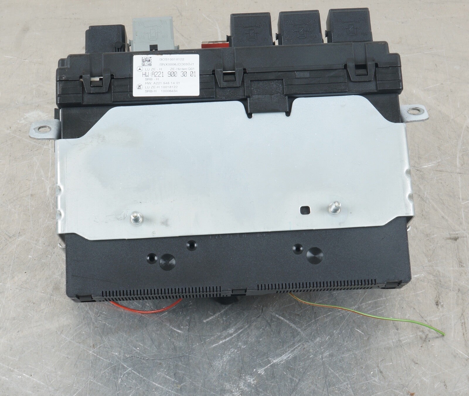 10-13 Mercedes W221 S400 S550 S63 AMG Rear Sam Fuse Box Relay Module Control OEM