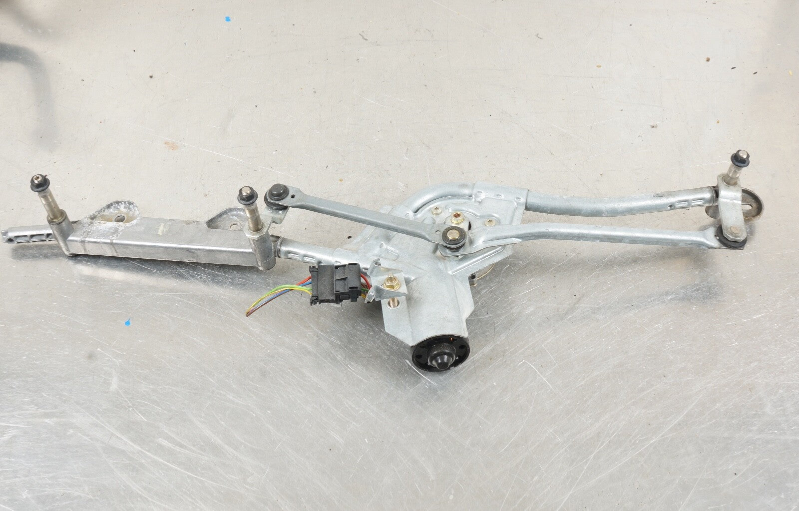 Mercedes R230 SL55 SL500 windshield wiper motor and linkage SL600 0390241442