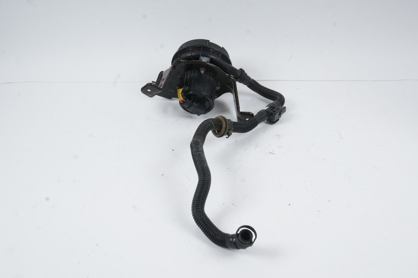 2010 - 2020 Bentley Mulsanne Secondary Air Pump Right Side