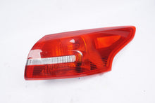 2015 2016 2017 2018 FORD FOCUS SEDAN RIGHT Passenger TAIL LIGHT OEM