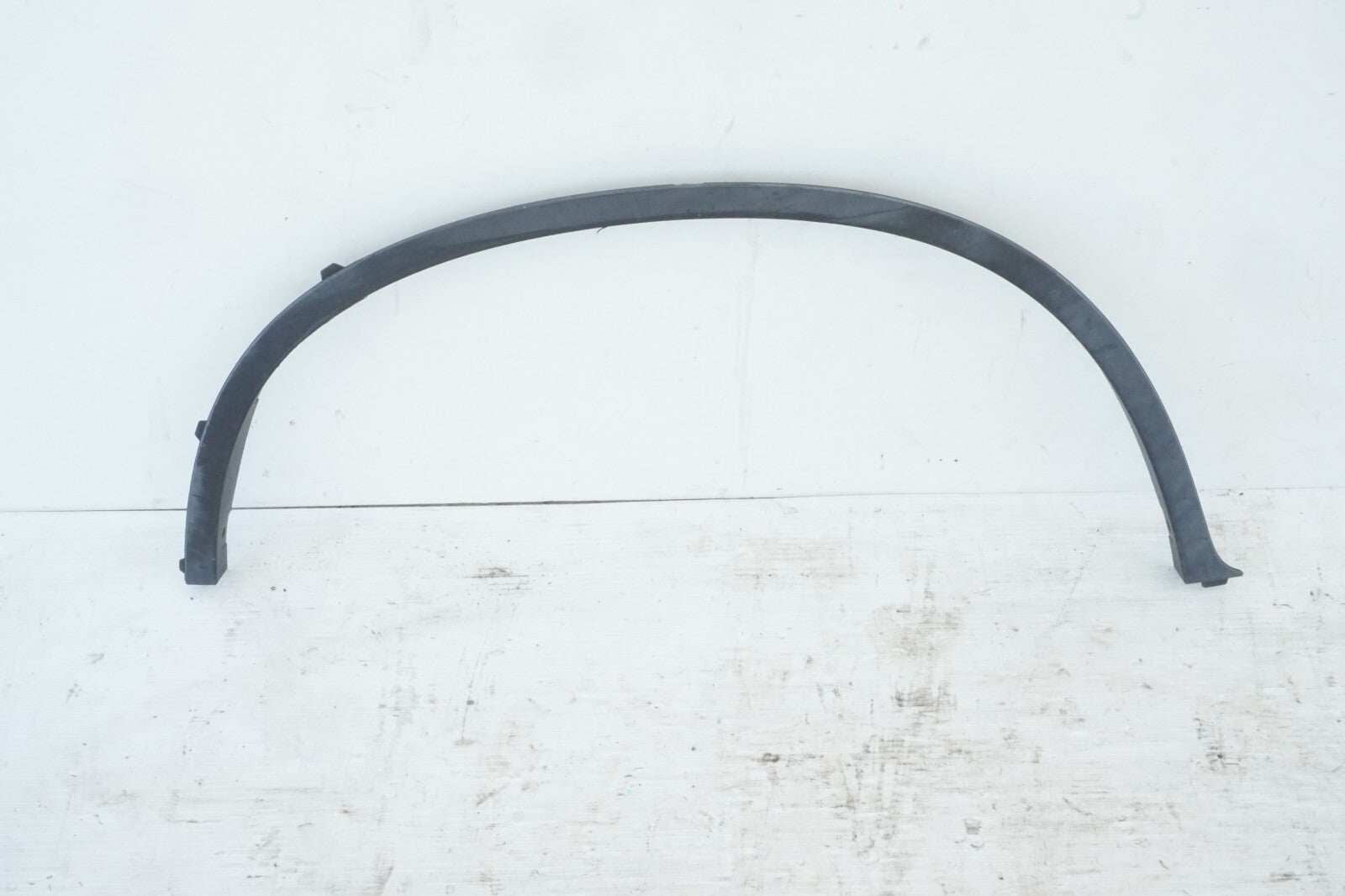 2008 - 2013 BMW X6 REAR RIGHT PASSENGER SIDE FENDER FLARE ARCH MOLDING COVER OEM