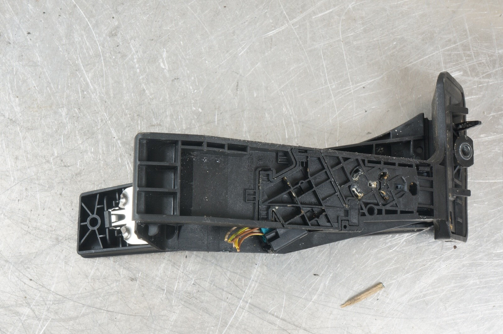 2012-2015 BMW 328I F30 GAS THROTTLE ACCELERATION PEDAL  OEM